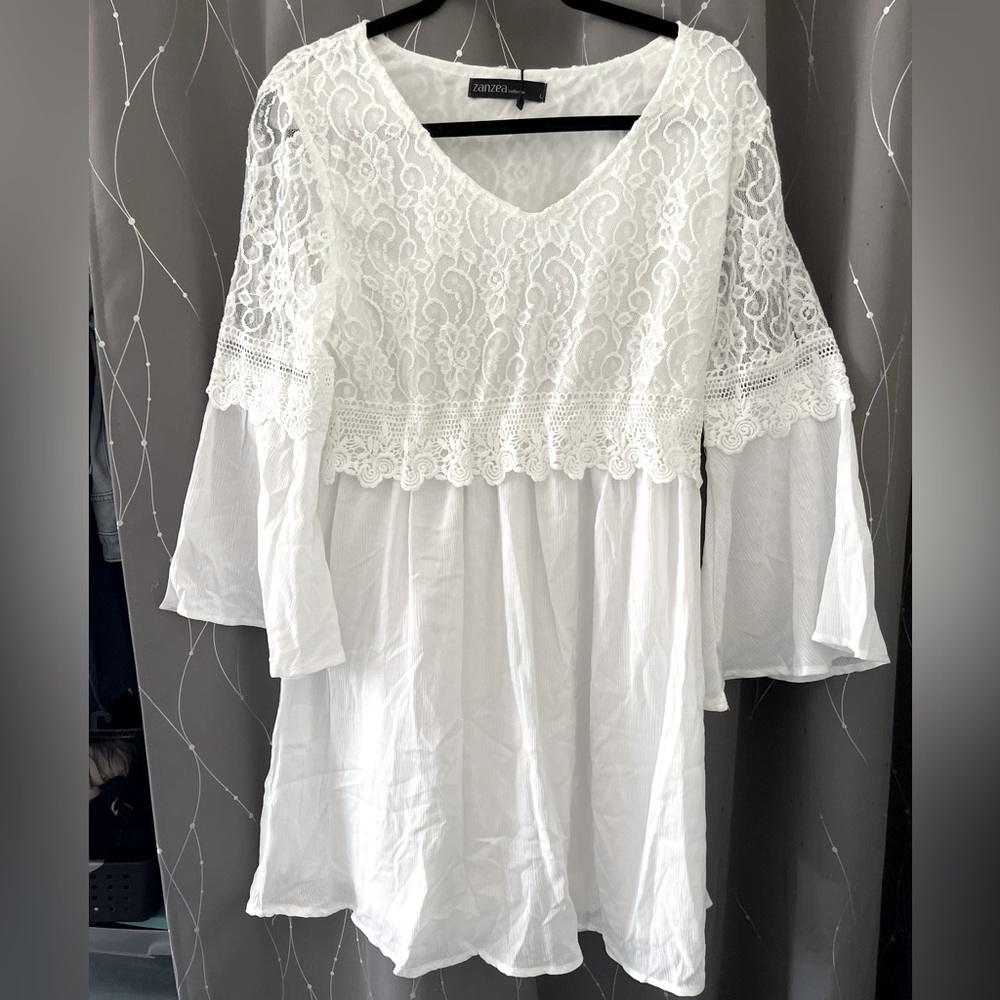 Never worn white lace detail dress.